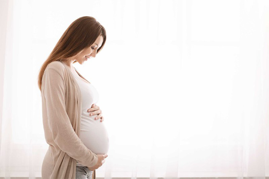 کمبود وزن در بارداری چگونه می‌تواند بر مادر و جنین تاثیر بگذارد؟