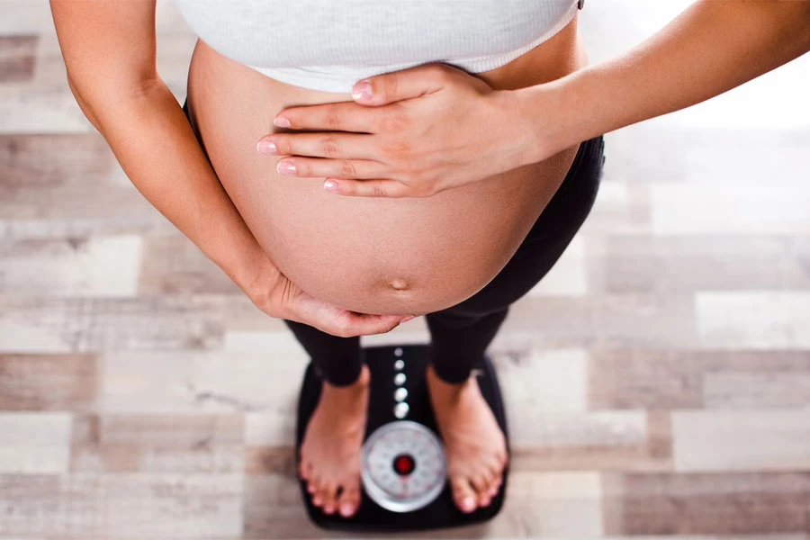 میزان اضافه وزن مادر در بارداری